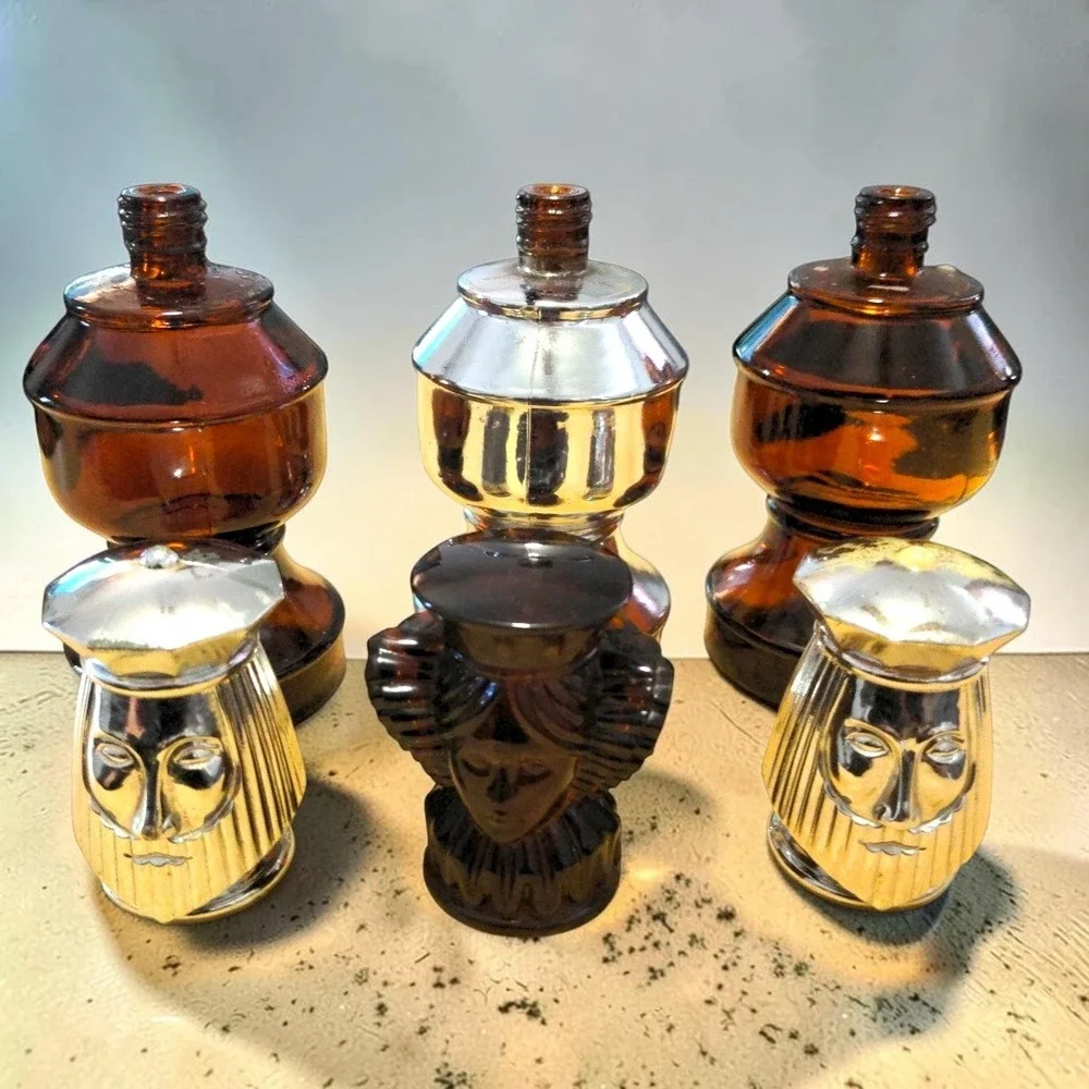 VTG 70s Avon Chess Piece Decanter Set King Queen Amber Glass After Shave Bottles